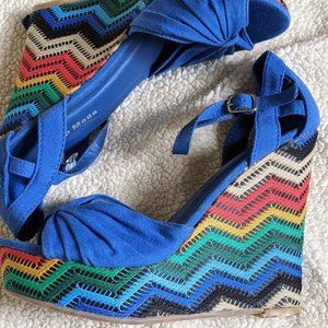Vintage Blue and Rainbow Platform Heels